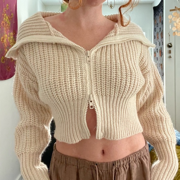 Cream zip up sweater - Picture 4 of 6